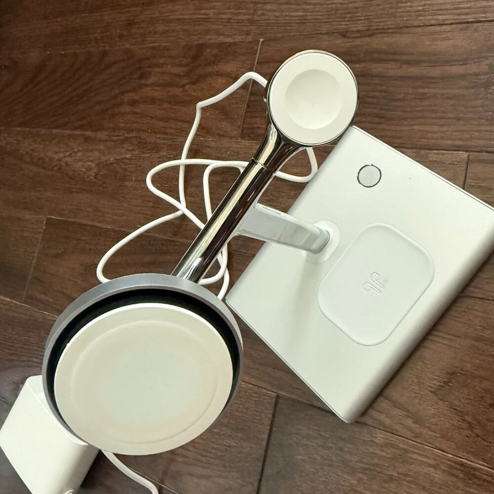 Insignia-  3-in-1 15W Wireless Charger with MagSafe for iPhone 15/14/13/12